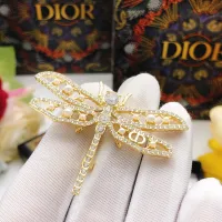 Cheap Christian Dior Brooches For Women #1413760 Replica Wholesale [$27.00 USD] [ITEM#1413760] on Replica Christian Dior Brooches