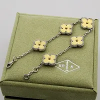 Cheap Van Cleef &amp; Arpels Jewelry Set For Women #1413855 Replica Wholesale [$68.00 USD] [ITEM#1413855] on Replica Van Cleef &amp; Arpels Jewelry Set