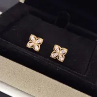 Cheap Van Cleef &amp; Arpels Earrings For Women #1413958 Replica Wholesale [$36.00 USD] [ITEM#1413958] on Replica Van Cleef &amp; Arpels Earrings