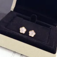 Cheap Van Cleef &amp; Arpels Earrings For Women #1413961 Replica Wholesale [$36.00 USD] [ITEM#1413961] on Replica Van Cleef &amp; Arpels Earrings