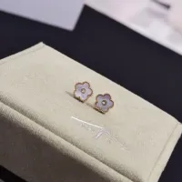 Cheap Van Cleef &amp; Arpels Earrings For Women #1413961 Replica Wholesale [$36.00 USD] [ITEM#1413961] on Replica Van Cleef &amp; Arpels Earrings