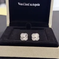 Cheap Van Cleef &amp; Arpels Earrings For Women #1413962 Replica Wholesale [$36.00 USD] [ITEM#1413962] on Replica Van Cleef &amp; Arpels Earrings