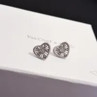Cheap Van Cleef &amp; Arpels Earrings For Women #1413963 Replica Wholesale [$36.00 USD] [ITEM#1413963] on Replica Van Cleef &amp; Arpels Earrings