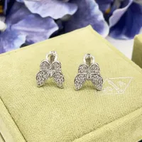 Cheap Van Cleef &amp; Arpels Earrings For Women #1414290 Replica Wholesale [$32.00 USD] [ITEM#1414290] on Replica Van Cleef &amp; Arpels Earrings
