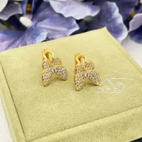 Cheap Van Cleef &amp; Arpels Earrings For Women #1414292 Replica Wholesale [$32.00 USD] [ITEM#1414292] on Replica Van Cleef &amp; Arpels Earrings