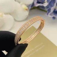 Cheap Van Cleef &amp; Arpels Bracelets #1414294 Replica Wholesale [$32.00 USD] [ITEM#1414294] on Replica Van Cleef &amp; Arpels Bracelets