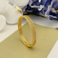 Cheap Van Cleef &amp; Arpels Bracelets #1414295 Replica Wholesale [$32.00 USD] [ITEM#1414295] on Replica Van Cleef &amp; Arpels Bracelets