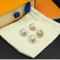 Cheap Versace Earrings For Women #1414713 Replica Wholesale [$25.00 USD] [ITEM#1414713] on Replica Versace Earrings