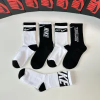 Cheap Nike Socks #1414821 Replica Wholesale [$29.00 USD] [ITEM#1414821] on Replica Nike Socks