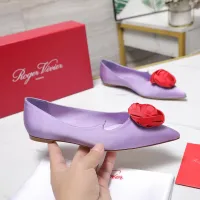 Cheap Roger Vivier RV Flat Shoes For Women #1418119 Replica Wholesale [$115.00 USD] [ITEM#1418119] on Replica Roger Vivier RV Flat Shoes