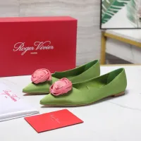 Cheap Roger Vivier RV Flat Shoes For Women #1418120 Replica Wholesale [$115.00 USD] [ITEM#1418120] on Replica Roger Vivier RV Flat Shoes