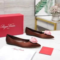 Cheap Roger Vivier RV Flat Shoes For Women #1418121 Replica Wholesale [$115.00 USD] [ITEM#1418121] on Replica Roger Vivier RV Flat Shoes