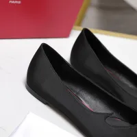 Cheap Roger Vivier RV Flat Shoes For Women #1418122 Replica Wholesale [$115.00 USD] [ITEM#1418122] on Replica Roger Vivier RV Flat Shoes