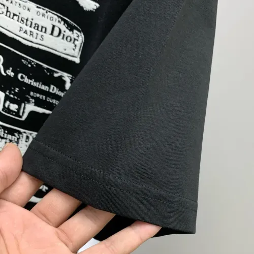 Cheap Christian Dior T-Shirts Short Sleeved For Men #1418313 Replica Wholesale [$60.00 USD] [ITEM#1418313] on Replica Christian Dior T-Shirts