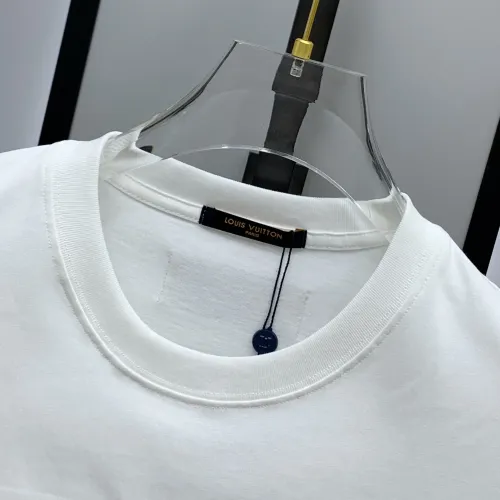 Cheap Louis Vuitton LV T-Shirts Short Sleeved For Men #1418320 Replica Wholesale [$60.00 USD] [ITEM#1418320] on Replica Louis Vuitton LV T-Shirts