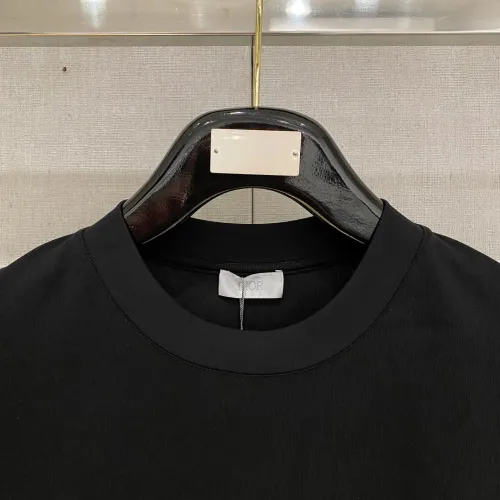 Cheap Christian Dior T-Shirts Short Sleeved For Men #1418339 Replica Wholesale [$64.00 USD] [ITEM#1418339] on Replica Christian Dior T-Shirts