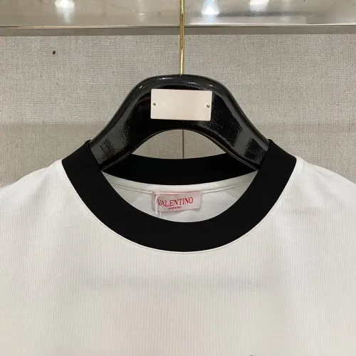 Cheap Christian Dior T-Shirts Short Sleeved For Men #1418346 Replica Wholesale [$64.00 USD] [ITEM#1418346] on Replica Christian Dior T-Shirts