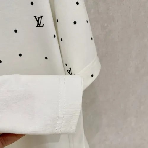 Cheap Louis Vuitton LV T-Shirts Short Sleeved For Men #1418352 Replica Wholesale [$64.00 USD] [ITEM#1418352] on Replica Louis Vuitton LV T-Shirts