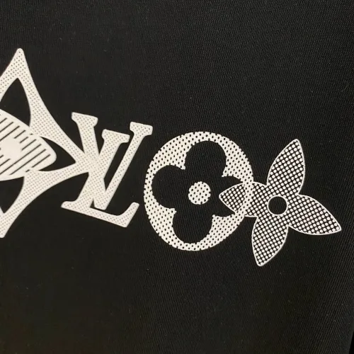 Cheap Louis Vuitton LV T-Shirts Short Sleeved For Men #1418363 Replica Wholesale [$64.00 USD] [ITEM#1418363] on Replica Louis Vuitton LV T-Shirts