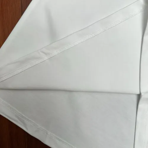 Cheap Burberry T-Shirts Short Sleeved For Unisex #1418401 Replica Wholesale [$48.00 USD] [ITEM#1418401] on Replica Burberry T-Shirts