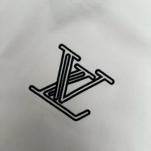 Cheap Louis Vuitton LV T-Shirts Short Sleeved For Unisex #1418497 Replica Wholesale [$48.00 USD] [ITEM#1418497] on Replica Louis Vuitton LV T-Shirts