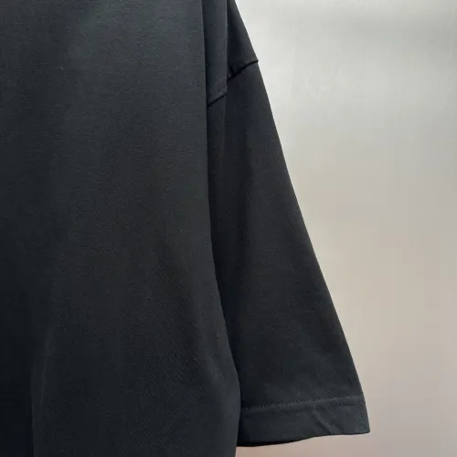 Cheap Balenciaga T-Shirts Short Sleeved For Unisex #1418769 Replica Wholesale [$60.00 USD] [ITEM#1418769] on Replica Balenciaga T-Shirts