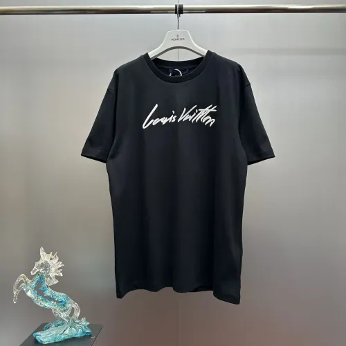 Cheap Louis Vuitton LV T-Shirts Short Sleeved For Unisex #1418771 Replica Wholesale [$56.00 USD] [ITEM#1418771] on Replica Louis Vuitton LV T-Shirts