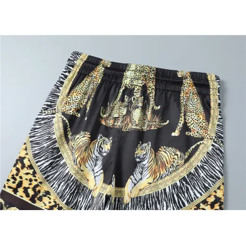 Cheap Versace Pants For Men #1419426 Replica Wholesale [$29.00 USD] [ITEM#1419426] on Replica Versace Pants