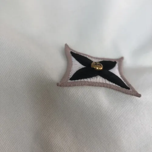 Cheap Louis Vuitton LV T-Shirts Short Sleeved For Unisex #1419929 Replica Wholesale [$36.00 USD] [ITEM#1419929] on Replica Louis Vuitton LV T-Shirts