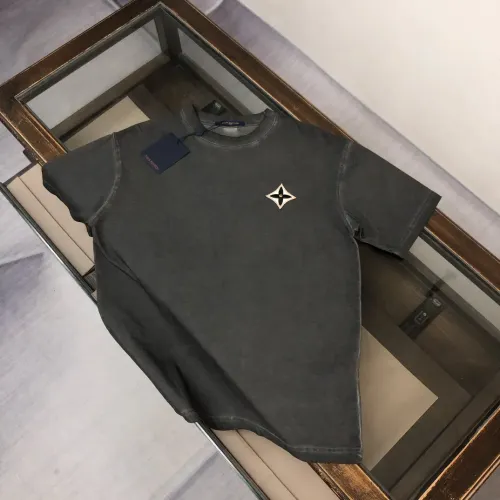 Louis Vuitton LV T-Shirts Short Sleeved For Unisex #1419934