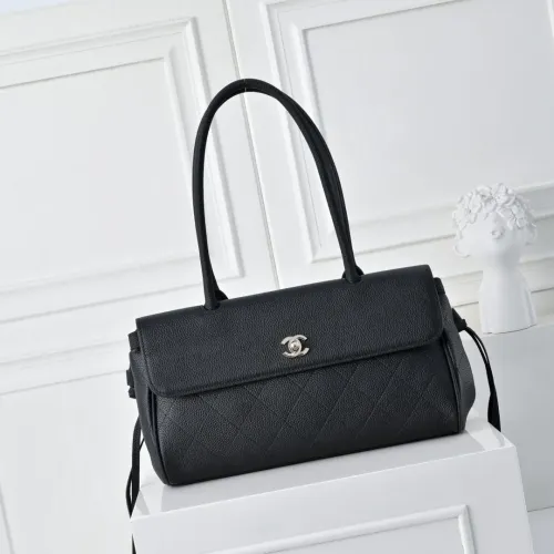 Chanel AAA Quality Shoulder Bags For Women #1420102