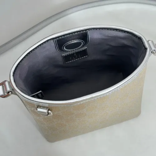 Cheap Gucci AAA Quality Messenger Bags For Women #1420192 Replica Wholesale [$150.00 USD] [ITEM#1420192] on Replica Gucci AAA Quality Messenger Bags