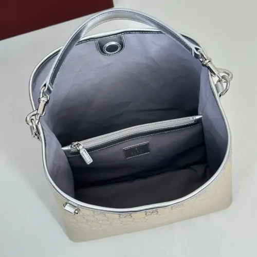 Cheap Gucci AAA Quality Handbags For Women #1420193 Replica Wholesale [$195.00 USD] [ITEM#1420193] on Replica Gucci AAA Quality Handbags