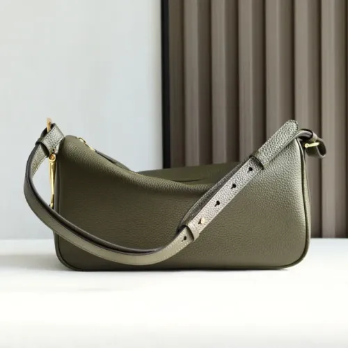 Cheap Gucci AAA Quality Shoulder Bags For Women #1420358 Replica Wholesale [$182.00 USD] [ITEM#1420358] on Replica Gucci AAA Quality Shoulder Bags