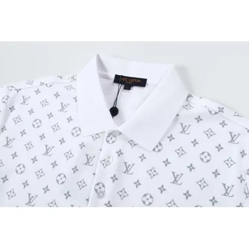 Cheap Louis Vuitton LV T-Shirts Short Sleeved For Men #1420406 Replica Wholesale [$39.00 USD] [ITEM#1420406] on Replica Louis Vuitton LV T-Shirts