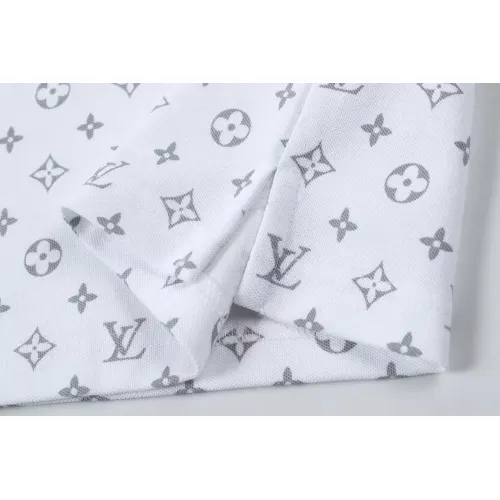 Cheap Louis Vuitton LV T-Shirts Short Sleeved For Men #1420406 Replica Wholesale [$39.00 USD] [ITEM#1420406] on Replica Louis Vuitton LV T-Shirts