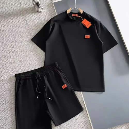 Hermes Tracksuits Short Sleeved For Men #1420431