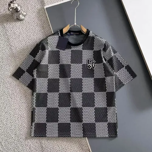 Cheap Louis Vuitton LV Tracksuits Short Sleeved For Men #1420435 Replica Wholesale [$56.00 USD] [ITEM#1420435] on Replica Louis Vuitton LV Tracksuits