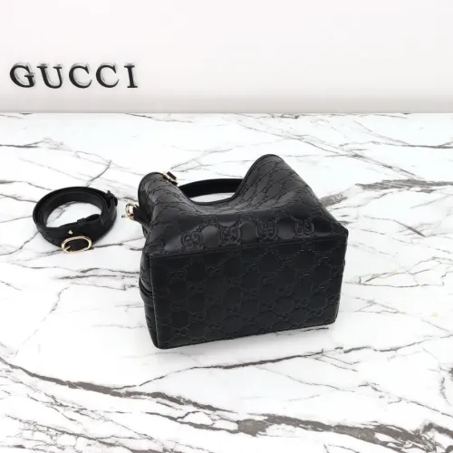 Cheap Gucci AAA Quality Handbags For Women #1420478 Replica Wholesale [$170.00 USD] [ITEM#1420478] on Replica Gucci AAA Quality Handbags