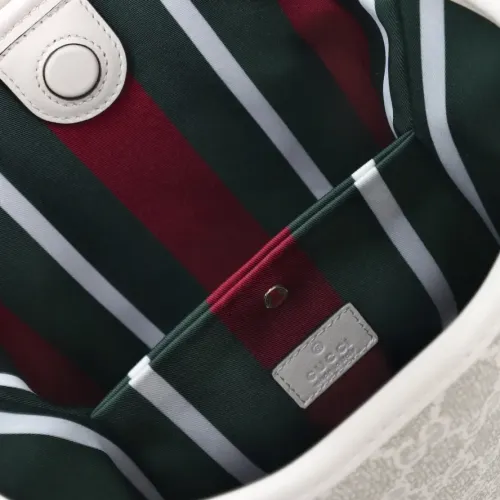 Cheap Gucci AAA Quality Handbags For Women #1420495 Replica Wholesale [$132.00 USD] [ITEM#1420495] on Replica Gucci AAA Quality Handbags