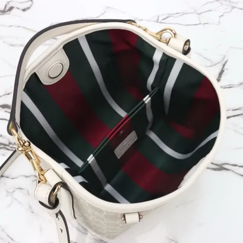 Cheap Gucci AAA Quality Handbags For Women #1420495 Replica Wholesale [$132.00 USD] [ITEM#1420495] on Replica Gucci AAA Quality Handbags