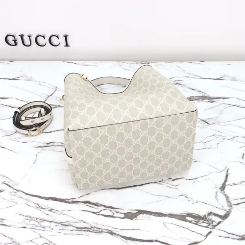 Cheap Gucci AAA Quality Handbags For Women #1420496 Replica Wholesale [$140.00 USD] [ITEM#1420496] on Replica Gucci AAA Quality Handbags