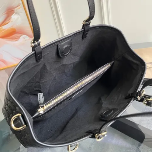 Cheap Gucci AAA Quality Shoulder Bags For Women #1420535 Replica Wholesale [$202.00 USD] [ITEM#1420535] on Replica Gucci AAA Quality Shoulder Bags