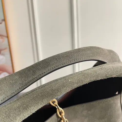 Cheap Gucci AAA Quality Handbags For Women #1420565 Replica Wholesale [$244.63 USD] [ITEM#1420565] on Replica Gucci AAA Quality Handbags