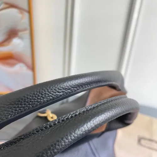 Cheap Gucci AAA Quality Handbags For Women #1420574 Replica Wholesale [$264.46 USD] [ITEM#1420574] on Replica Gucci AAA Quality Handbags