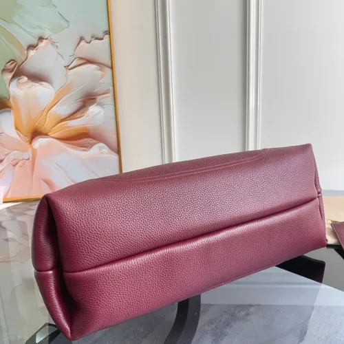 Cheap Gucci AAA Quality Handbags For Women #1420575 Replica Wholesale [$264.46 USD] [ITEM#1420575] on Replica Gucci AAA Quality Handbags