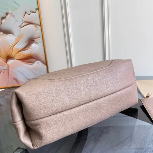 Cheap Gucci AAA Quality Handbags For Women #1420578 Replica Wholesale [$264.46 USD] [ITEM#1420578] on Replica Gucci AAA Quality Handbags