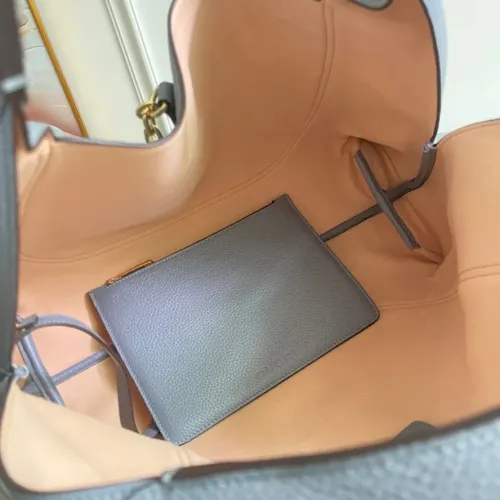 Cheap Gucci AAA Quality Handbags For Women #1420581 Replica Wholesale [$264.46 USD] [ITEM#1420581] on Replica Gucci AAA Quality Handbags