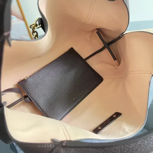 Cheap Gucci AAA Quality Handbags For Women #1420584 Replica Wholesale [$264.46 USD] [ITEM#1420584] on Replica Gucci AAA Quality Handbags