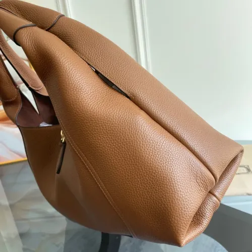 Cheap Gucci AAA Quality Handbags For Women #1420585 Replica Wholesale [$264.46 USD] [ITEM#1420585] on Replica Gucci AAA Quality Handbags